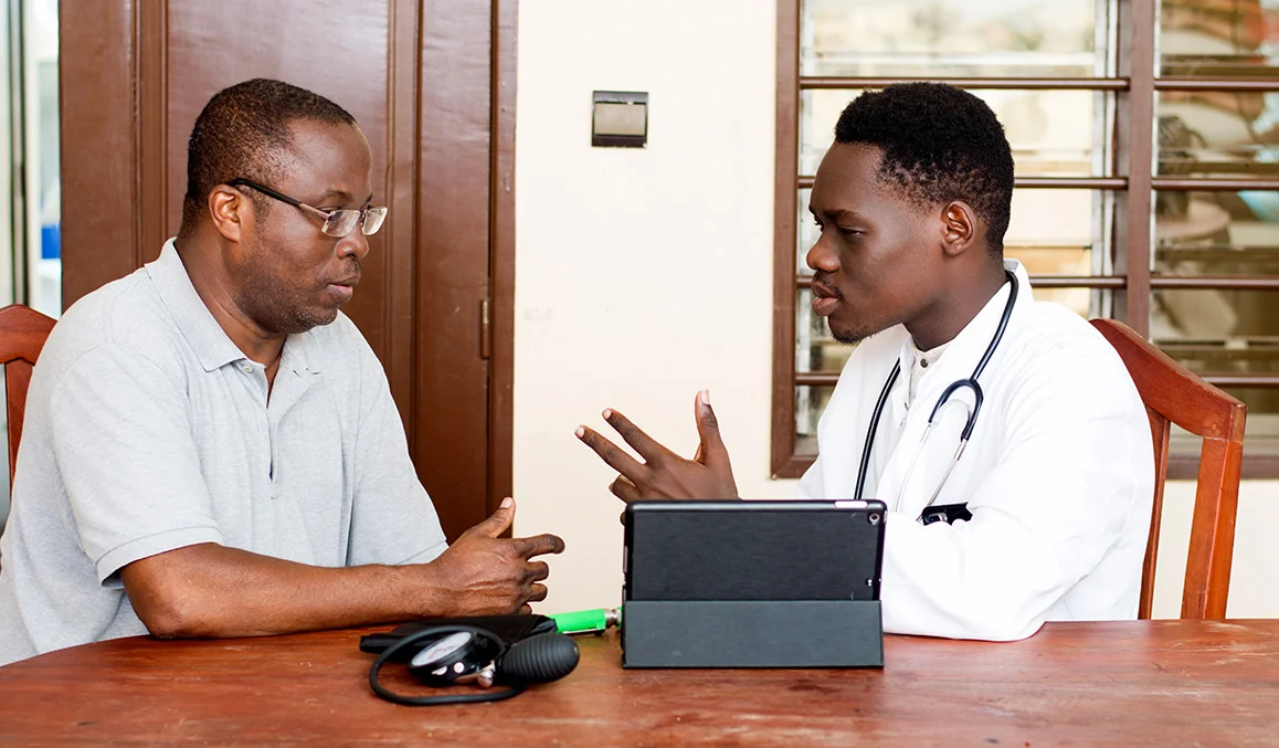 Black-Doctor-with-black-patient